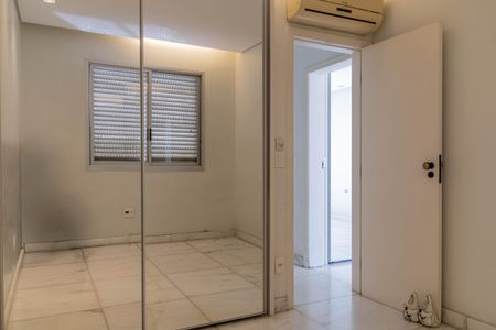 Apartamento à venda com 95m², 3 quartos e 2 vagasQuarto 1