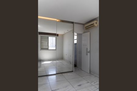 Apartamento à venda com 95m², 3 quartos e 2 vagasSuíte