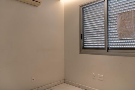 Apartamento à venda com 95m², 3 quartos e 2 vagasQuarto 2