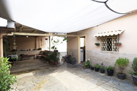 Casa à venda com 455m², 4 quartos e 3 vagasÁrea externa