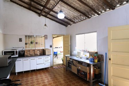 Casa à venda com 455m², 4 quartos e 3 vagasSala/Quarto