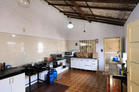 Casa à venda com 455m², 4 quartos e 3 vagasSala/Quarto