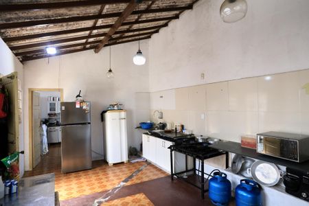 Casa à venda com 455m², 4 quartos e 3 vagasSala/Quarto