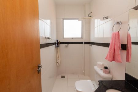 Apartamento para alugar com 126m², 2 quartos e 2 vagas Apartamento para alugar com 126m², 2 quartos e 2 vagasBanheiro Social