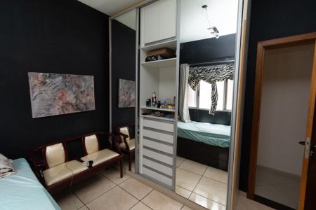 Quarto 2 de apartamento para alugar com 2 quartos, 126m² em Jardim Industrial, Contagem