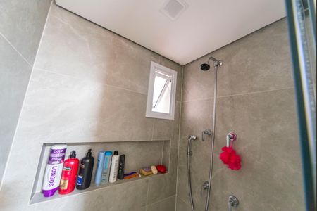 Apartamento à venda com 89m², 3 quartos e 2 vagasBanheiro 