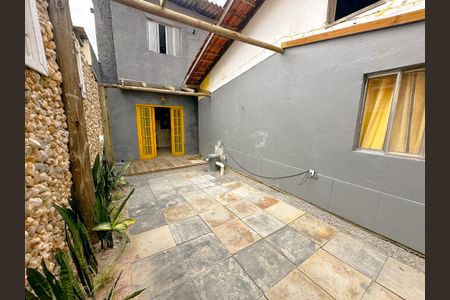 Apartamento para alugar com 65m², 2 quartos e sem vagaÁrea externa