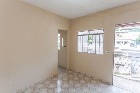Casa à venda com 90m², 2 quartos e sem vagaSala da Casa de Cima