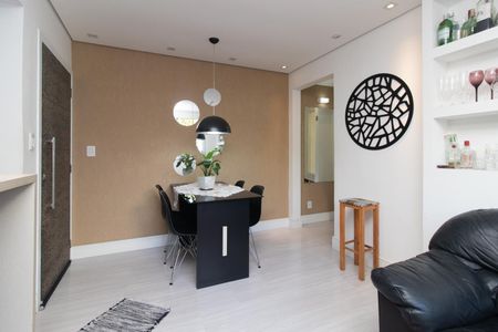 Sala de apartamento à venda com 1 quarto, 36m² em Petrópolis, Porto Alegre