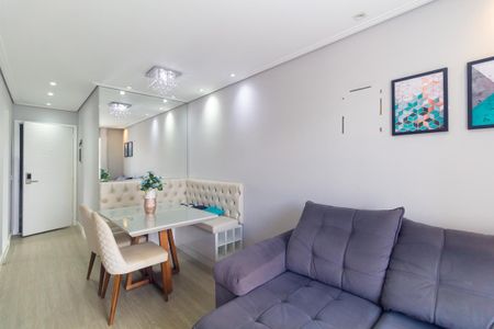 Sala de apartamento para alugar com 2 quartos, 48m² em Quinta da Paineira, São Paulo