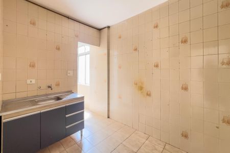 Apartamento à venda com 68m², 3 quartos e sem vagaCozinha e área de serviço 