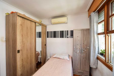 Quarto 1 de apartamento à venda com 2 quartos, 48m² em Santa Maria Goretti, Porto Alegre
