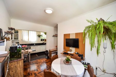 Sala de apartamento à venda com 2 quartos, 48m² em Santa Maria Goretti, Porto Alegre