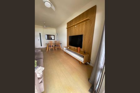 Sala de apartamento para alugar com 1 quarto, 67m² em Barra da Tijuca, Rio de Janeiro