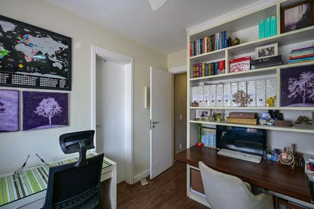 Apartamento à venda com 135m², 3 quartos e 2 vagasSuíte 2