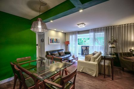 Sala de apartamento à venda com 3 quartos, 135m² em Jardim Caboré, São Paulo