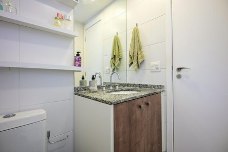 Apartamento à venda com 135m², 3 quartos e 2 vagasBanheiro da Suíte  3