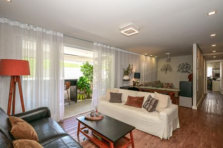Apartamento à venda com 135m², 3 quartos e 2 vagasSala