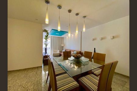 Apartamento à venda com 4 quartos, 144m² em Icaraí, Niterói