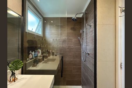 Apartamento para alugar com 131m², 3 quartos e 2 vagas Apartamento para alugar com 131m², 3 quartos e 2 vagasBanheiro da Suíte