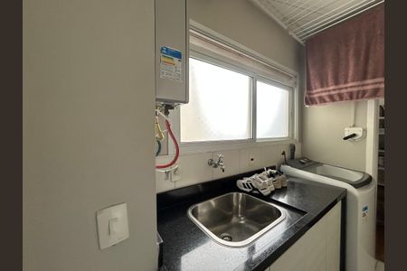 Apartamento para alugar com 131m², 3 quartos e 2 vagas Apartamento para alugar com 131m², 3 quartos e 2 vagasÁrea de Serviço