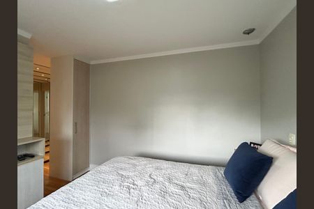 Apartamento para alugar com 131m², 3 quartos e 2 vagas Apartamento para alugar com 131m², 3 quartos e 2 vagasSuíte