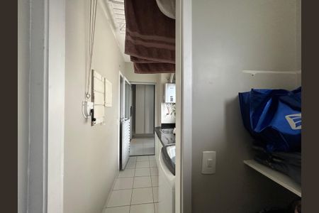 Apartamento para alugar com 131m², 3 quartos e 2 vagas Apartamento para alugar com 131m², 3 quartos e 2 vagasDespensa 2