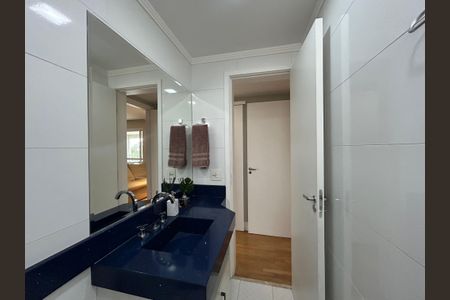 Apartamento para alugar com 131m², 3 quartos e 2 vagas Apartamento para alugar com 131m², 3 quartos e 2 vagasBanheiro