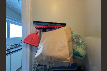 Apartamento para alugar com 131m², 3 quartos e 2 vagas Apartamento para alugar com 131m², 3 quartos e 2 vagasDespensa