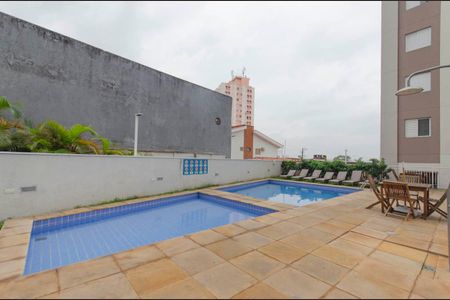 Apartamento à venda com 52m², 2 quartos e 1 vaga Apartamento à venda com 52m², 2 quartos e 1 vagaÁrea Comum - Piscina