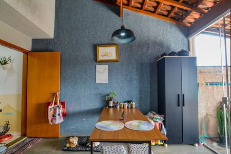 Apartamento à venda com 80m², 2 quartos e 1 vagaCozinha e Área de Serviço