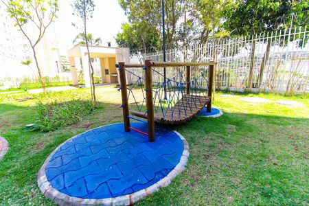 Apartamento para alugar com 33m², 2 quartos e sem vagaÁrea comum - Playground