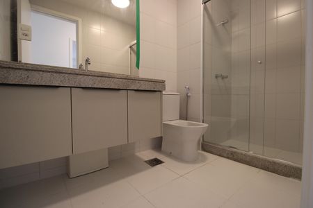 Apartamento à venda com 118m², 3 quartos e 2 vagasBanheiro social