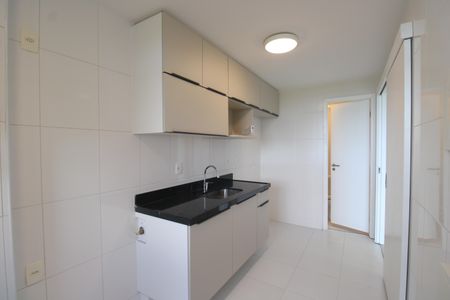 Apartamento à venda com 118m², 3 quartos e 2 vagasCozinha 