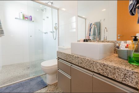 Apartamento à venda com 120m², 4 quartos e 3 vagasBanheiro suíte