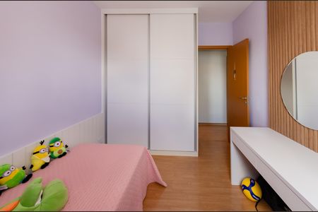 Apartamento à venda com 120m², 4 quartos e 3 vagasQuarto 2