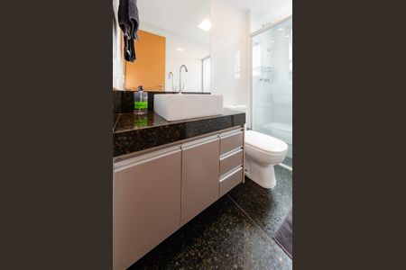 Apartamento à venda com 120m², 4 quartos e 3 vagasBanheiro social