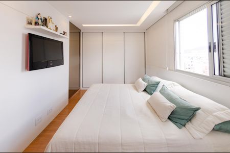 Apartamento à venda com 120m², 4 quartos e 3 vagasSuíte