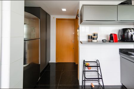 Cozinha de apartamento à venda com 4 quartos, 120m² em Sagrada Família, Belo Horizonte