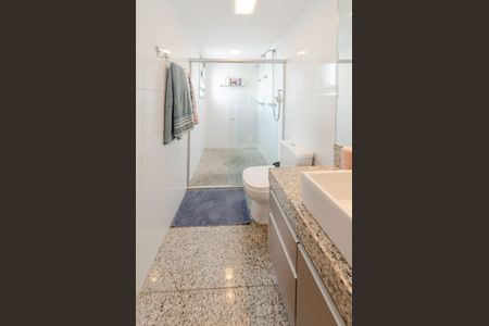 Apartamento à venda com 120m², 4 quartos e 3 vagasBanheiro suíte