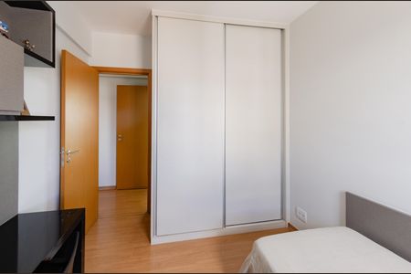 Apartamento à venda com 120m², 4 quartos e 3 vagasQuarto 1