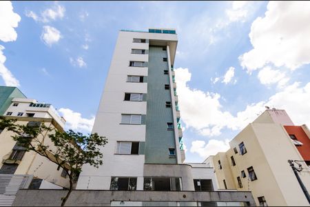 Apartamento à venda com 120m², 4 quartos e 3 vagasFachada