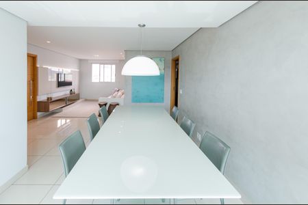 Apartamento à venda com 120m², 4 quartos e 3 vagasSala