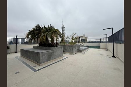 Studio para alugar com 25m², 1 quarto e sem vaga Studio para alugar com 25m², 1 quarto e sem vagaTerraço