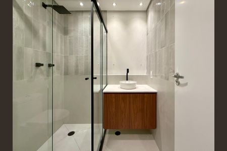 Studio para alugar com 25m², 1 quarto e sem vaga Studio para alugar com 25m², 1 quarto e sem vagaBanheiro