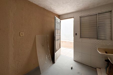 Casa para alugar com 70m², 2 quartos e 1 vaga Casa para alugar com 70m², 2 quartos e 1 vagaÁrea de Serviço