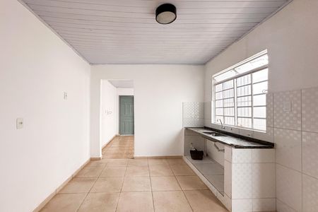 Casa para alugar com 70m², 2 quartos e 1 vaga Casa para alugar com 70m², 2 quartos e 1 vagaCozinha