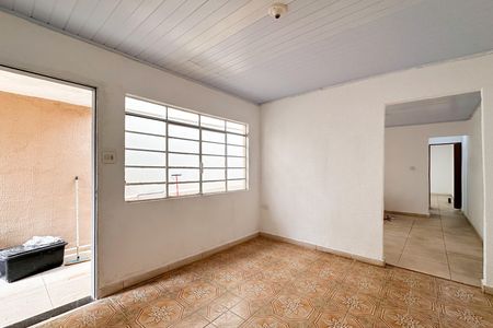 Casa para alugar com 70m², 2 quartos e 1 vaga Casa para alugar com 70m², 2 quartos e 1 vagaSala