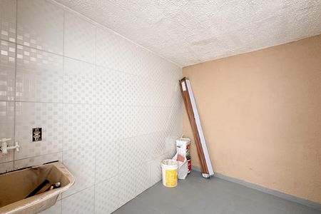 Casa para alugar com 70m², 2 quartos e 1 vaga Casa para alugar com 70m², 2 quartos e 1 vagaÁrea de Serviço