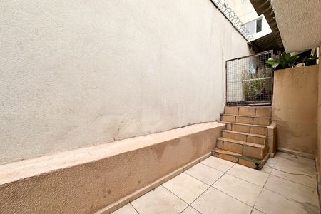 Casa para alugar com 70m², 2 quartos e 1 vaga Casa para alugar com 70m², 2 quartos e 1 vagaQuintal